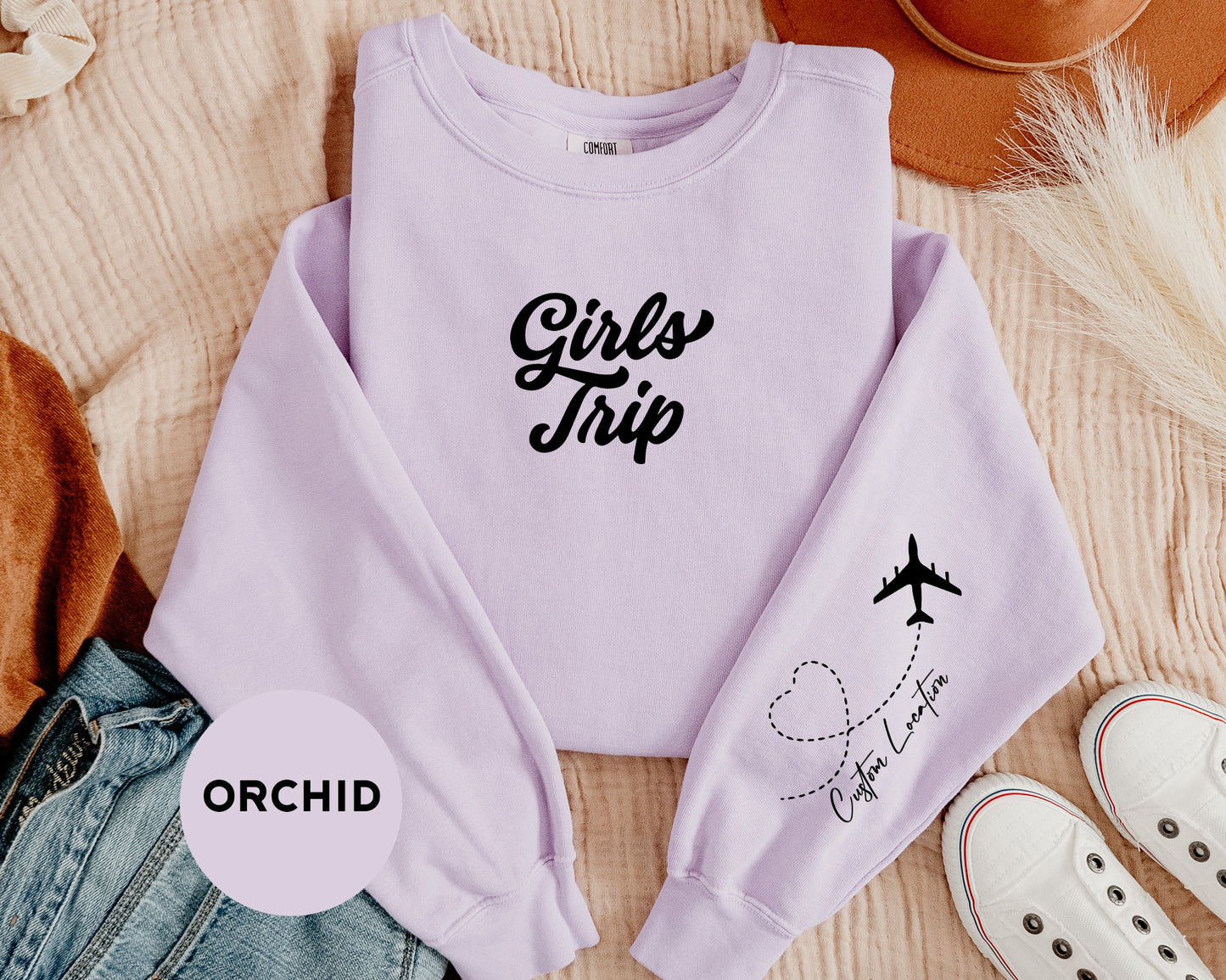 a shirt that says girls trip on it