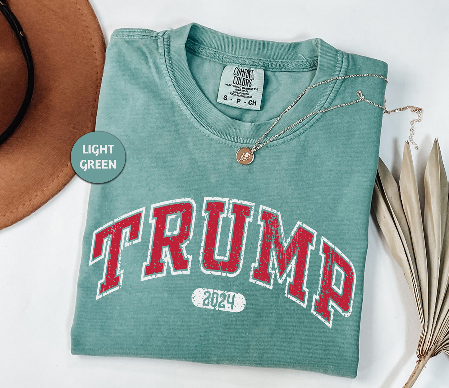a t - shirt with the word trump printed on it