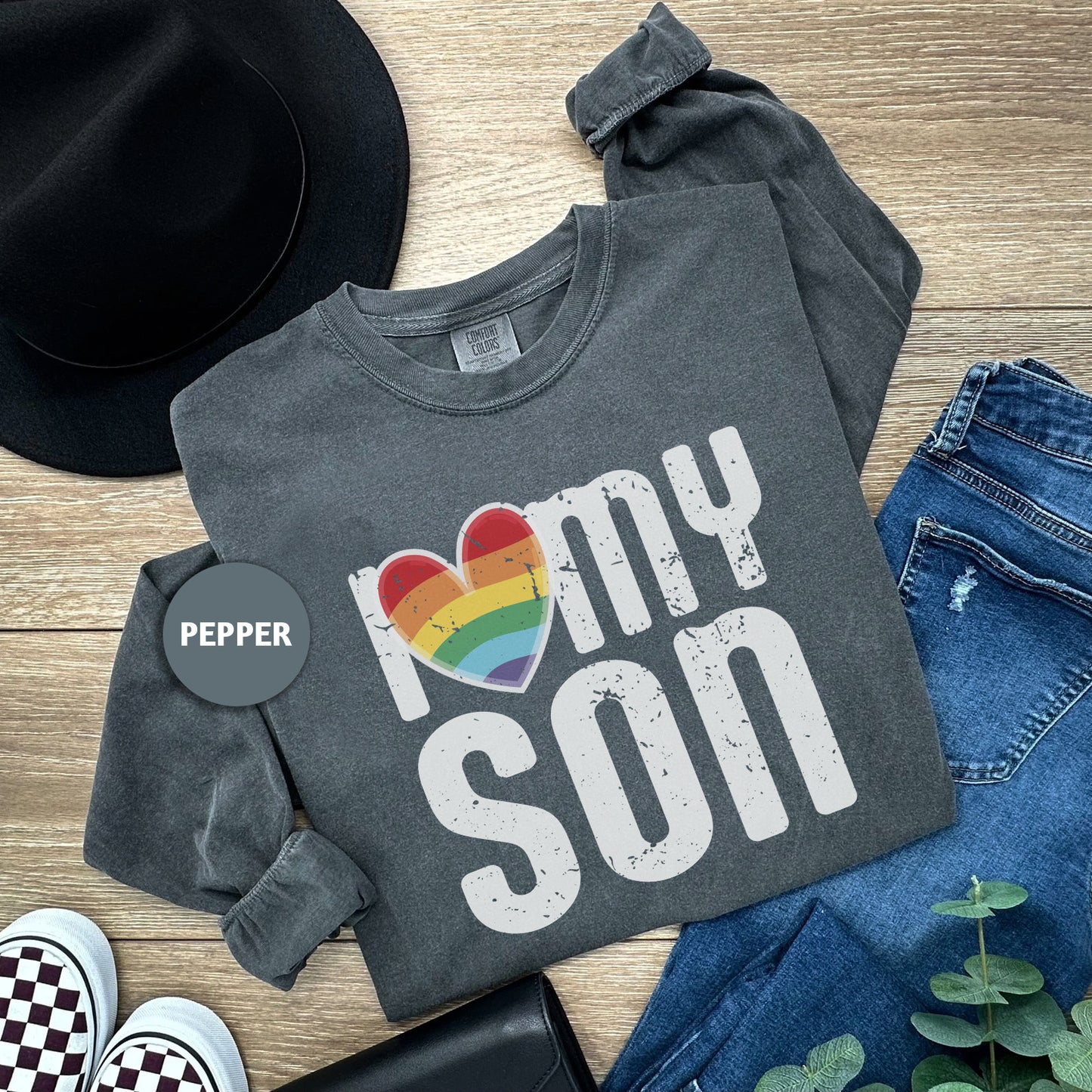 a shirt that says i love my son on it