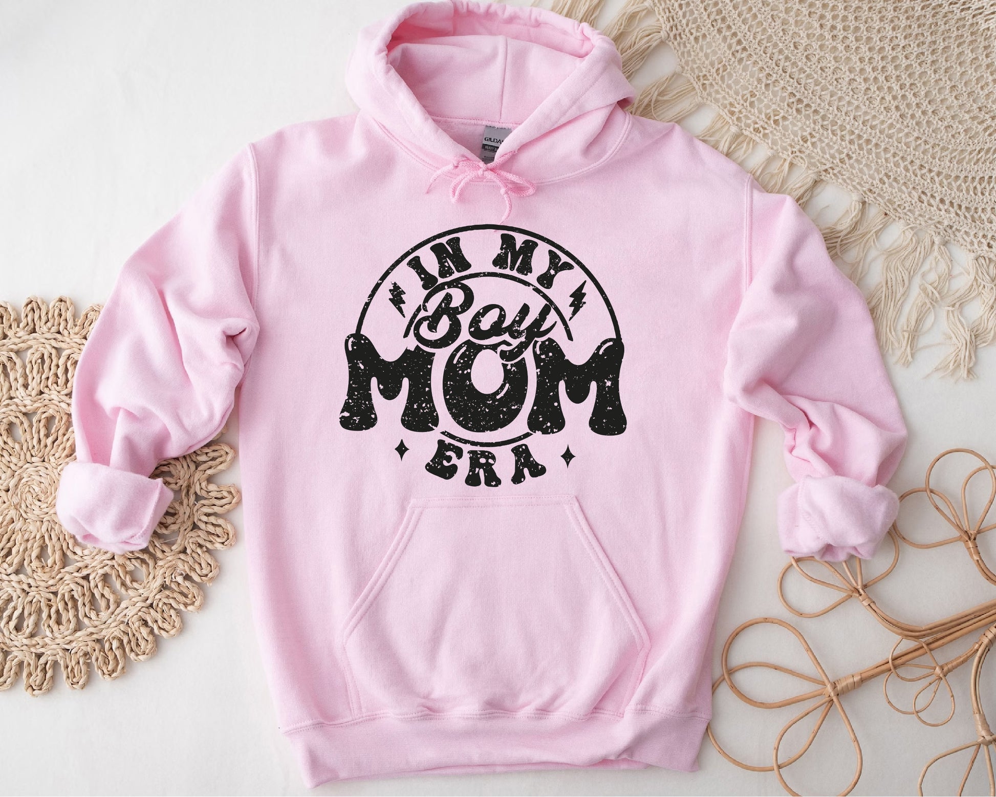 a pink hoodie that says, i'm my best mom ever