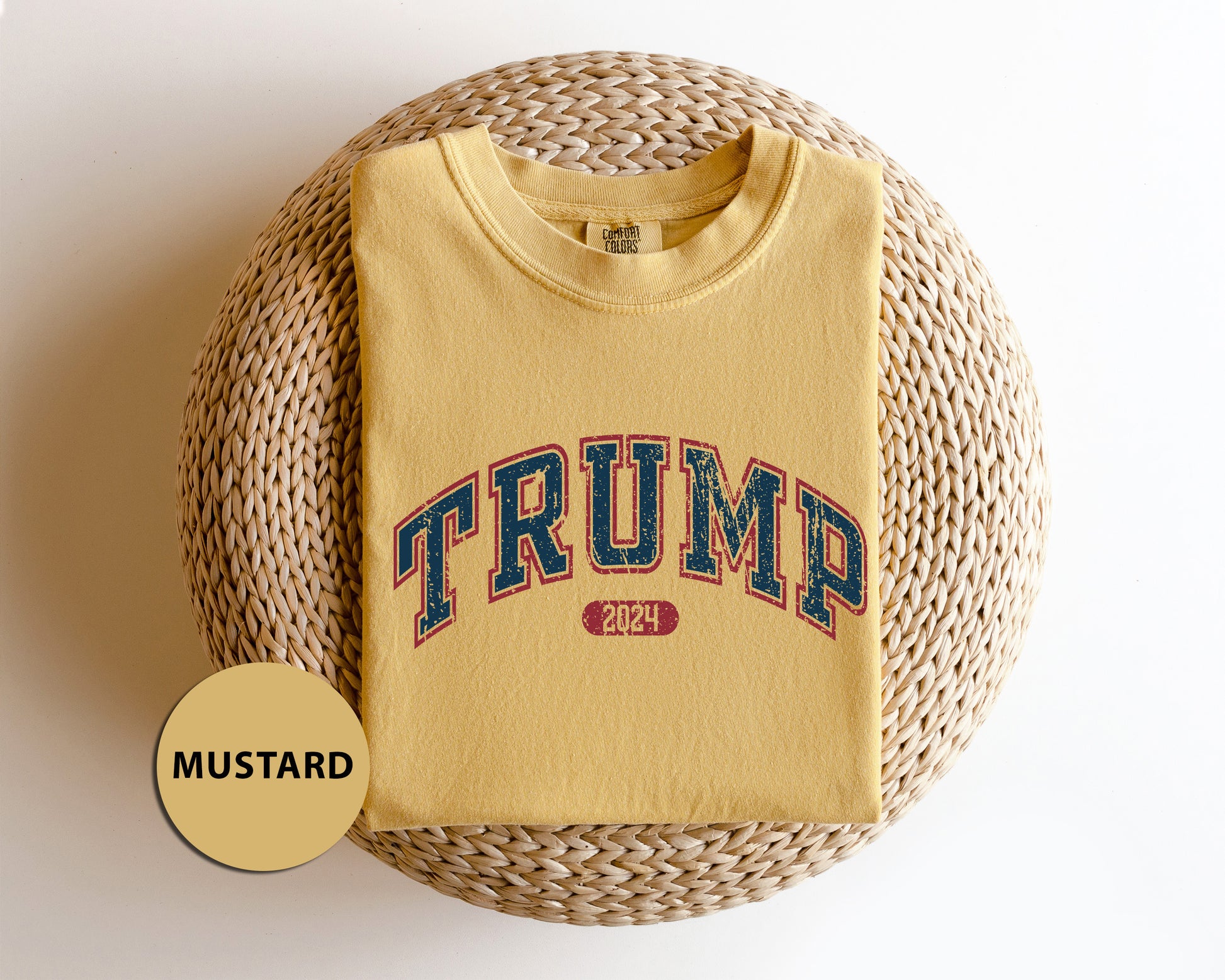 a t - shirt with the word trump printed on it