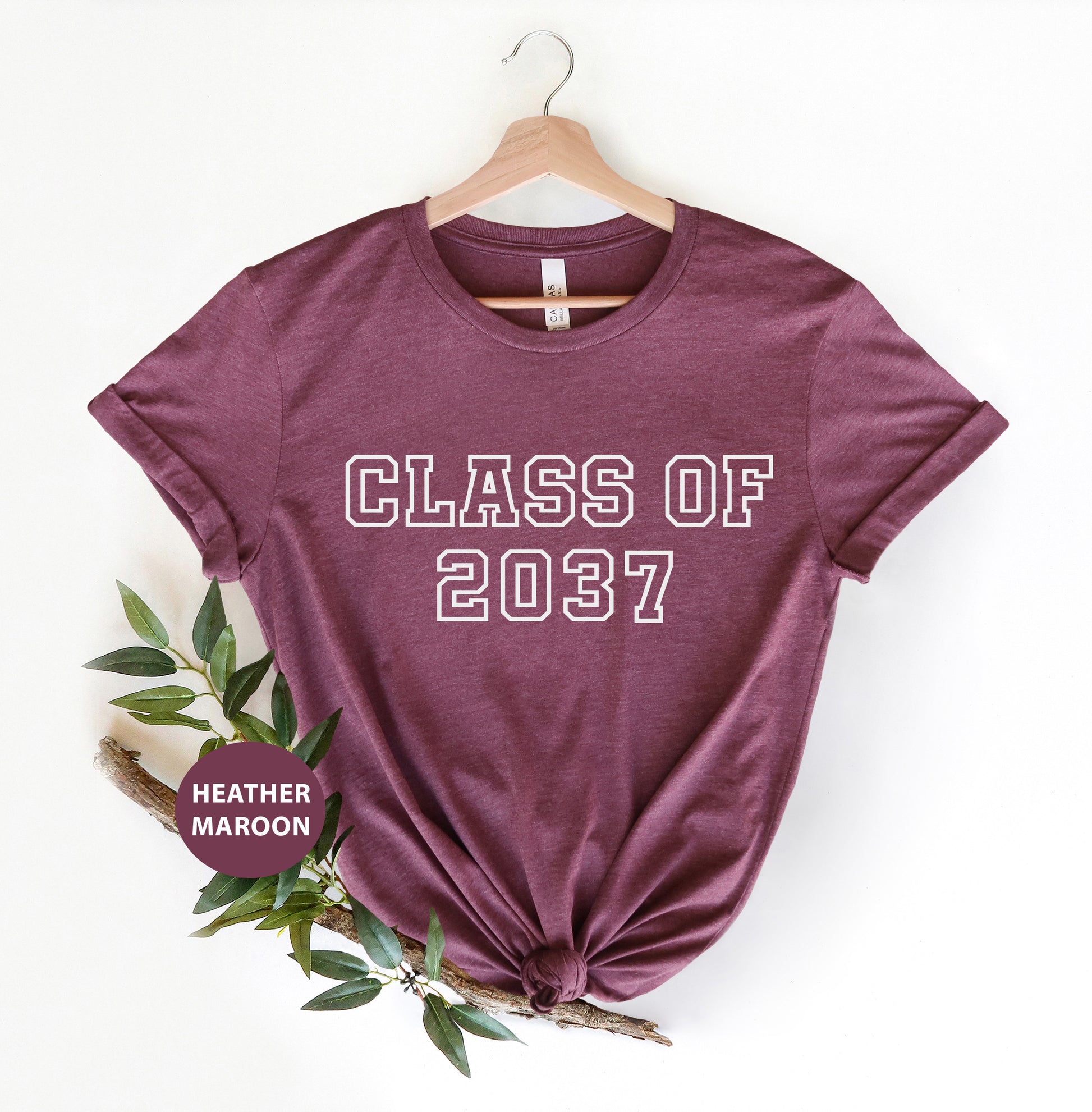 a t - shirt that says class of 2077 on it