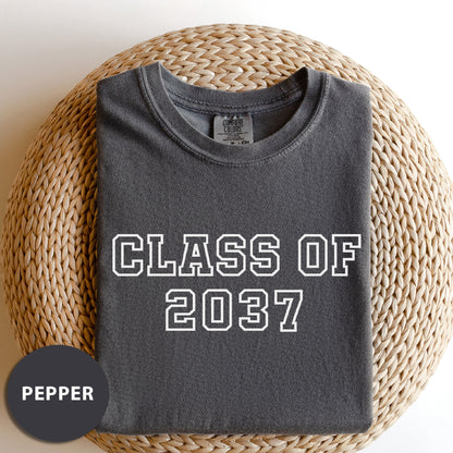 a t - shirt with the words class of 2013 printed on it