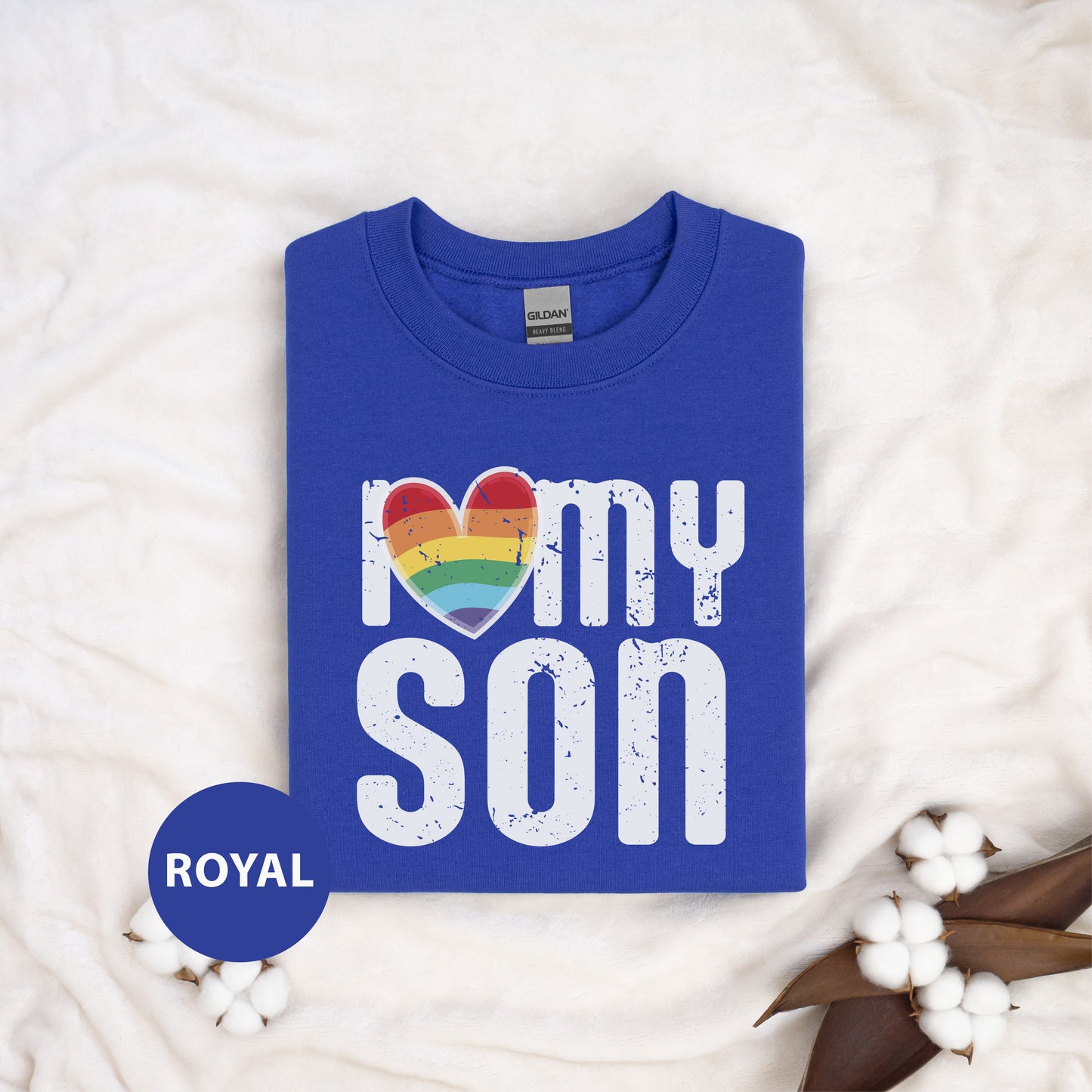 a blue shirt that says i love my son on it