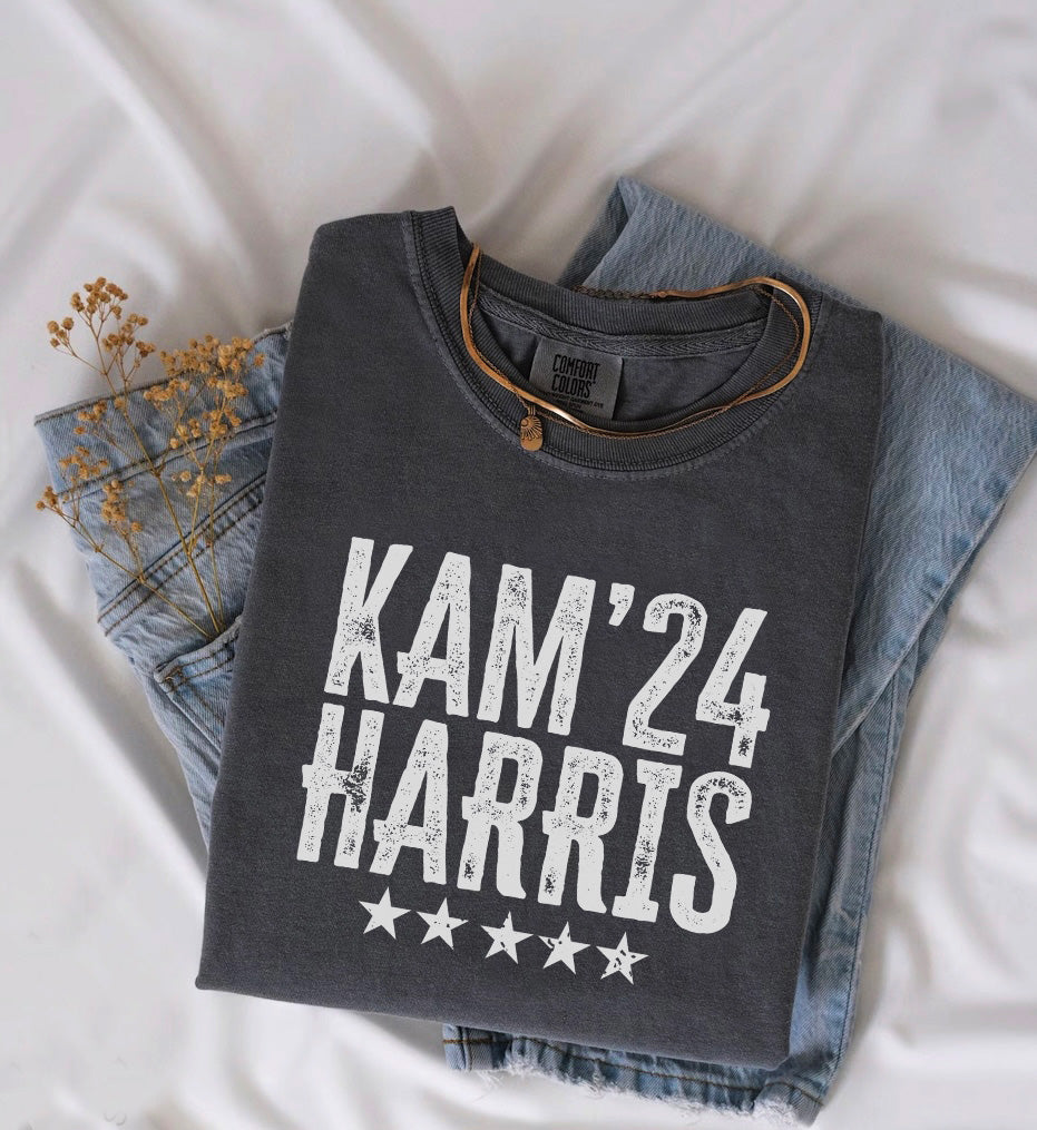 a t - shirt that says kam'24 harris on it