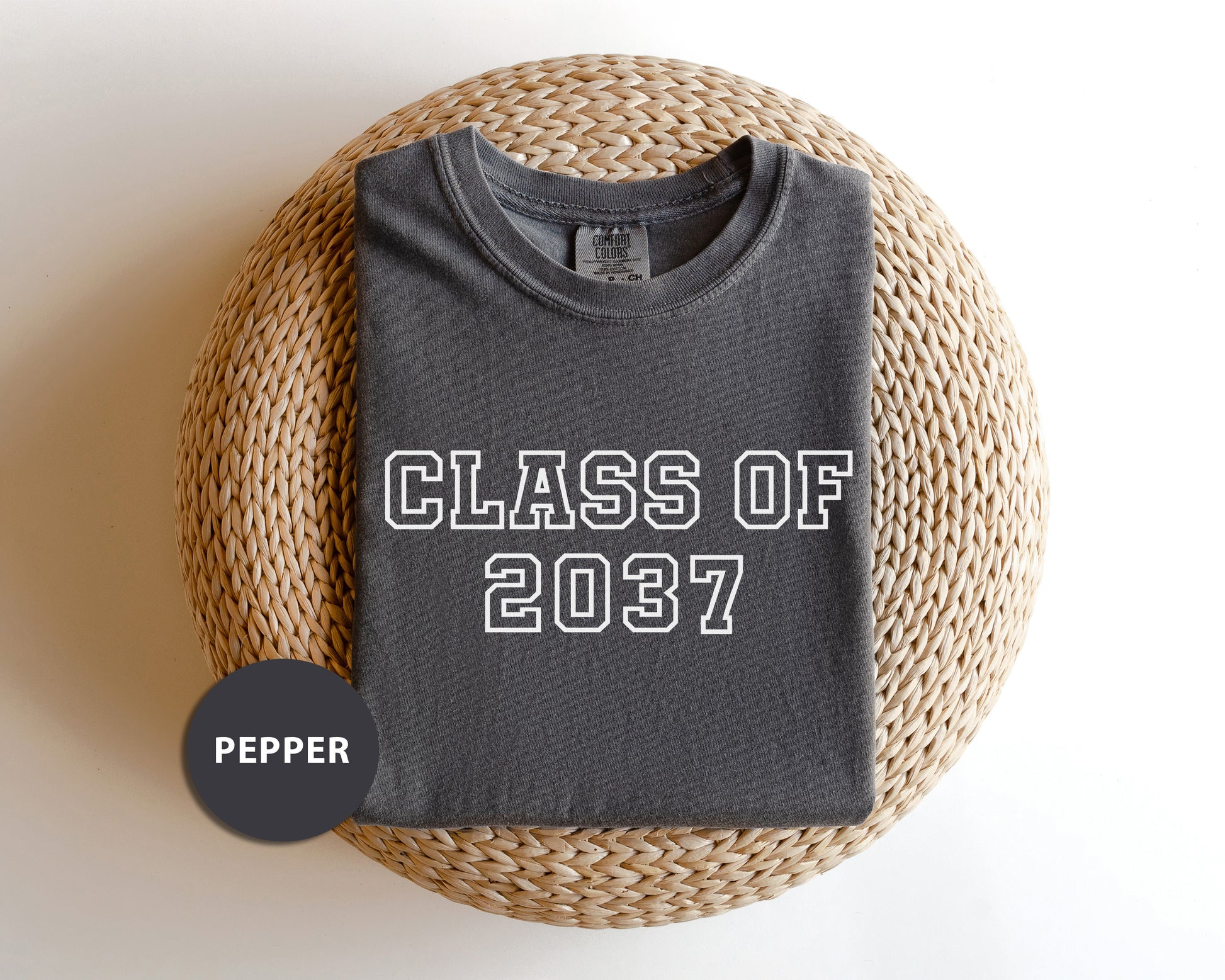 a t - shirt with the words class of 202 printed on it