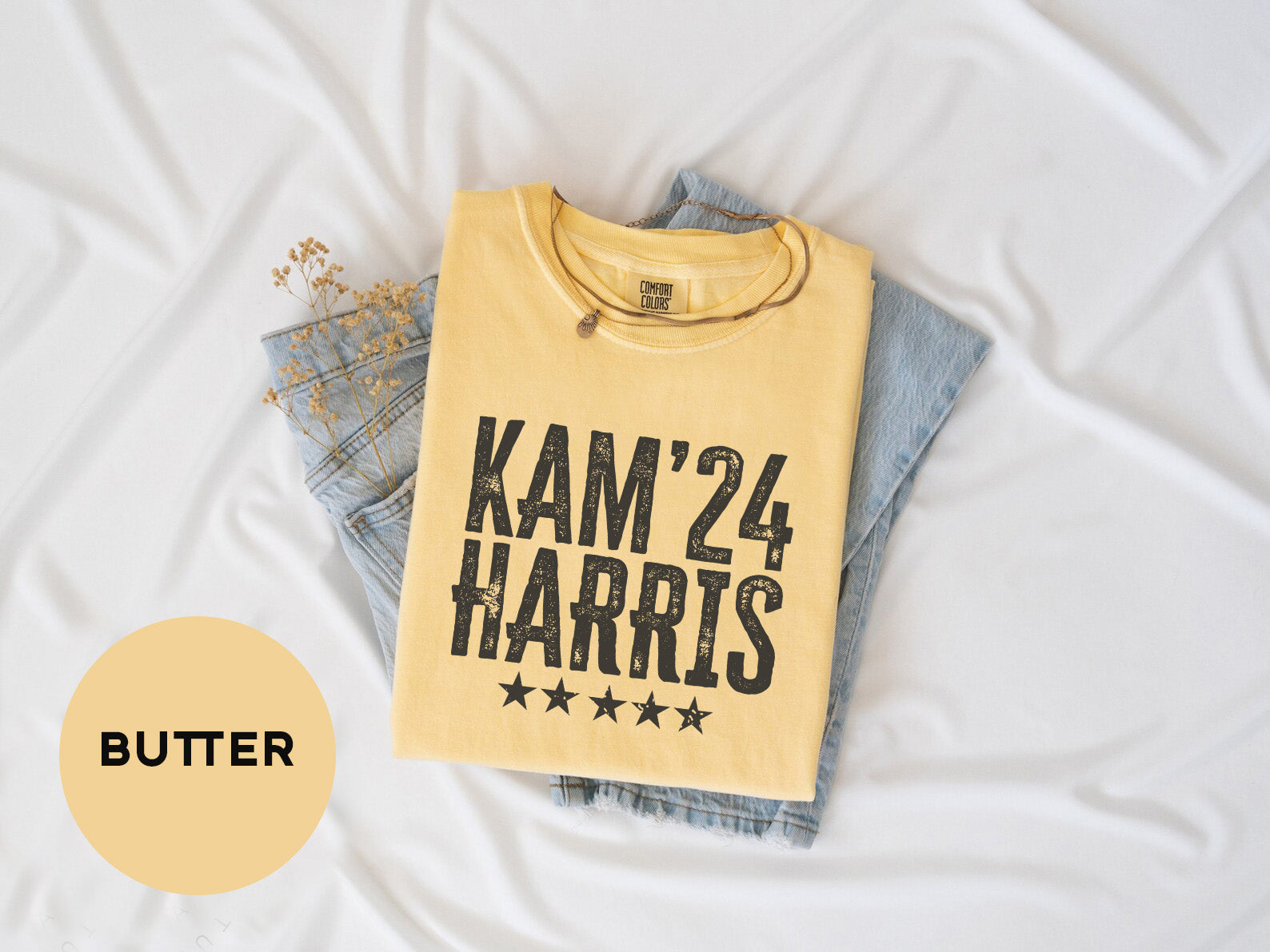 a t - shirt that says kam'24 harris on it