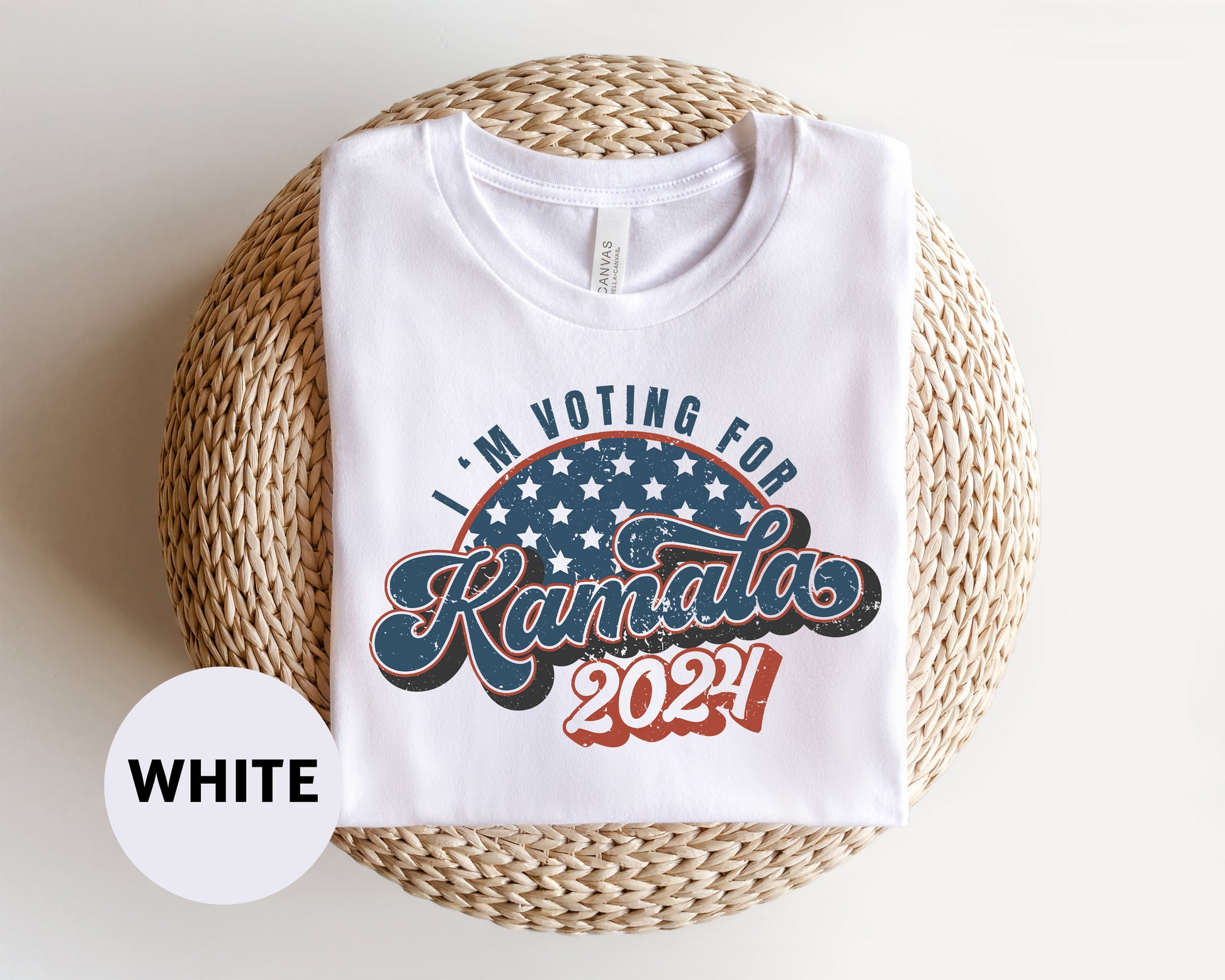 a white t - shirt with the words i'm voting for kansas on it