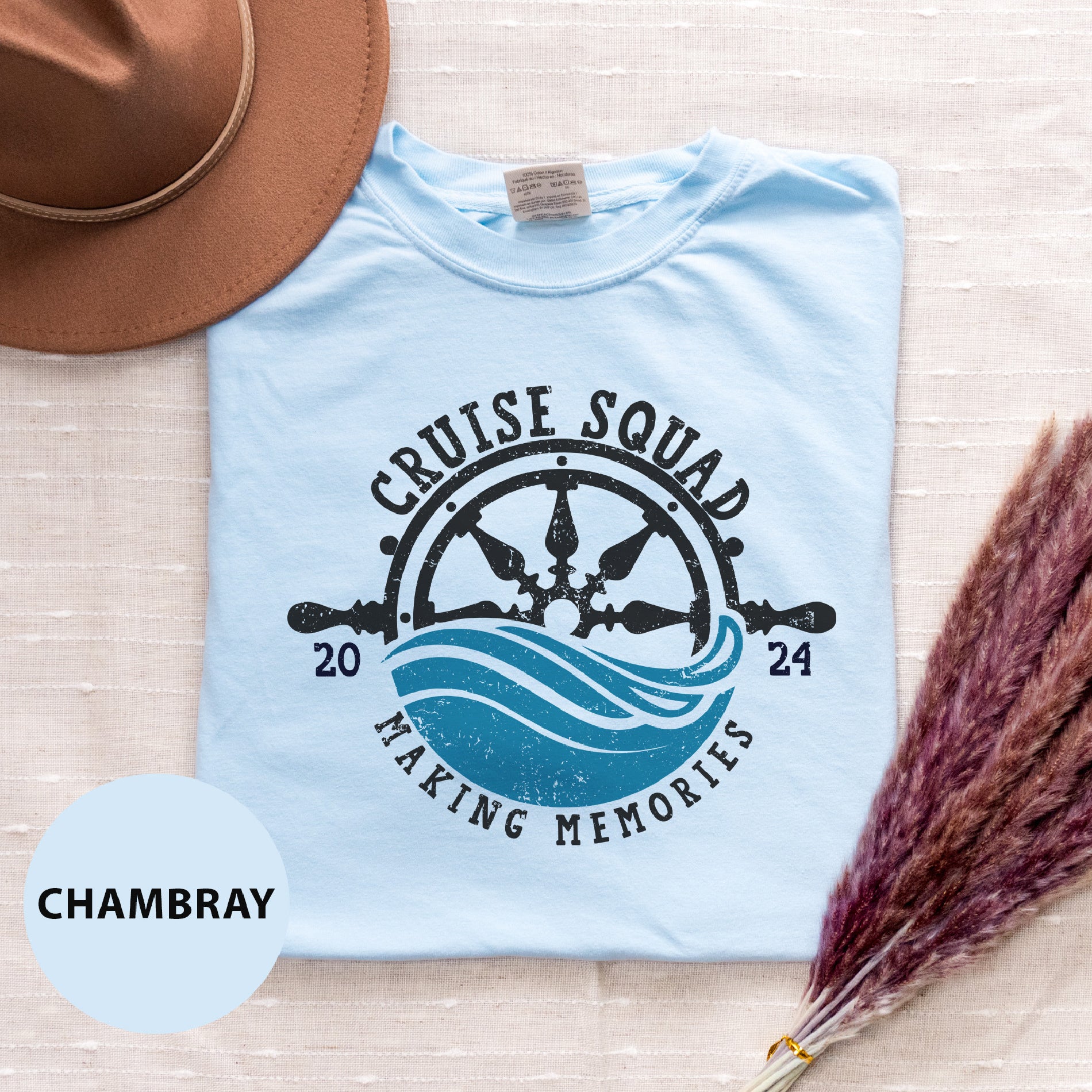 a t - shirt that says cruise squad making memories