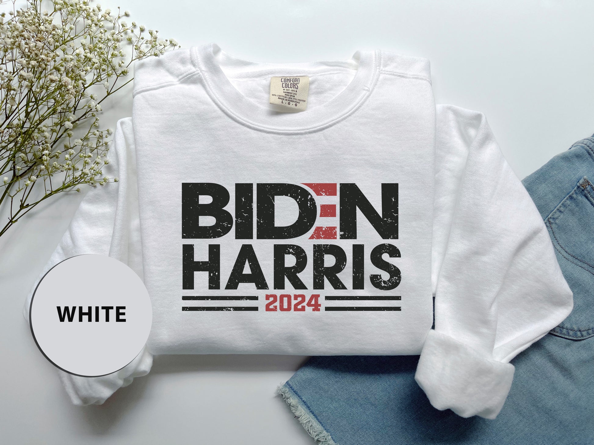 a white shirt with bidn harris on it