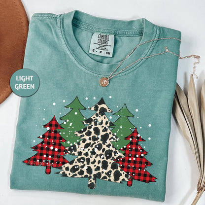 a t - shirt with a christmas tree on it