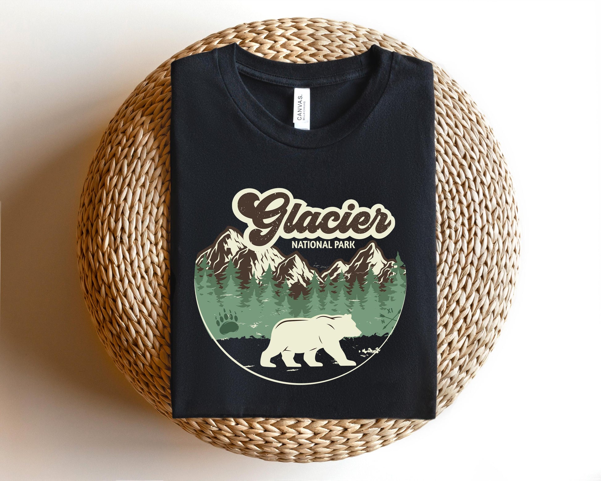 a t - shirt that says glacier national park on it